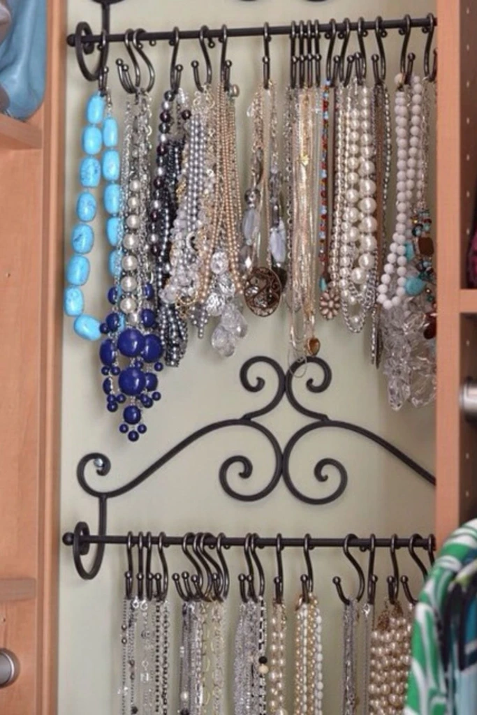Hanging Wall Rack