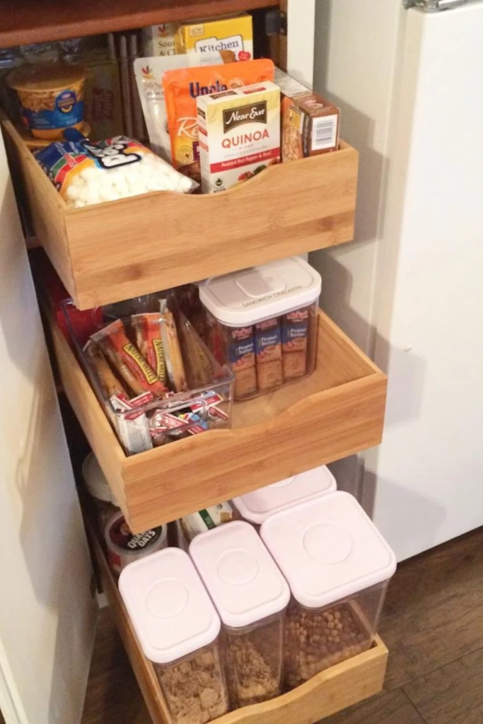 Pull-Out Bins