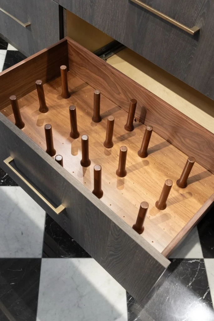 Peg Storage