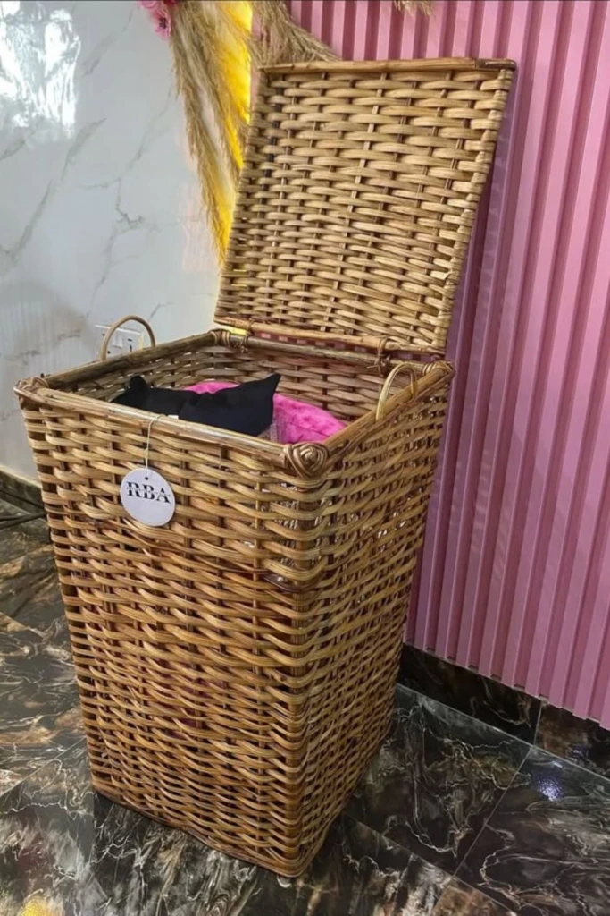 Lidded Wicker Hamper