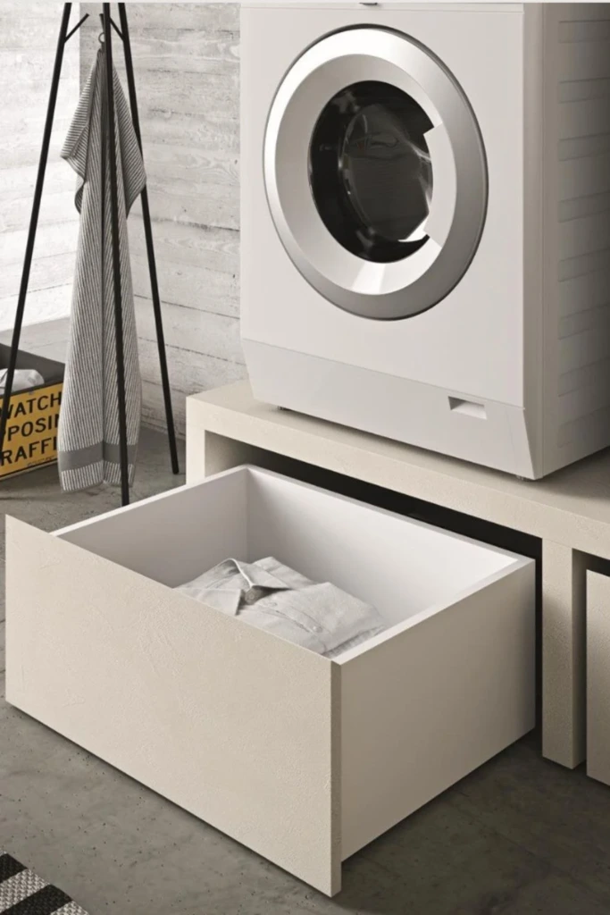Built-In Drawers