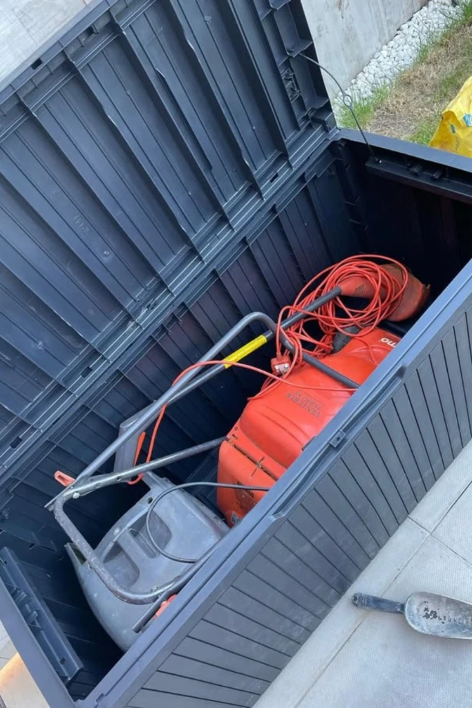 Deck Box