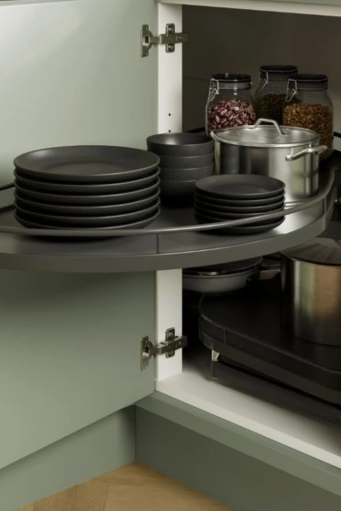Corner Plates