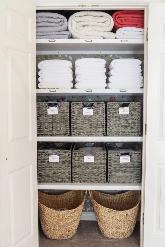 Layer Storage from Top to Bottom