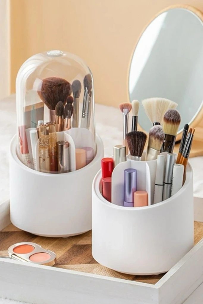 Clear Lid Storage