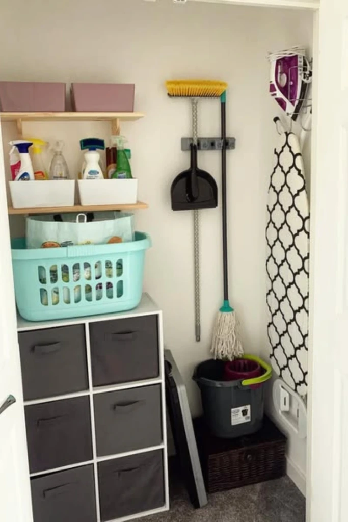 Small Closet Zone