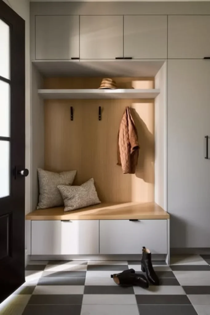Framed Bench Niche