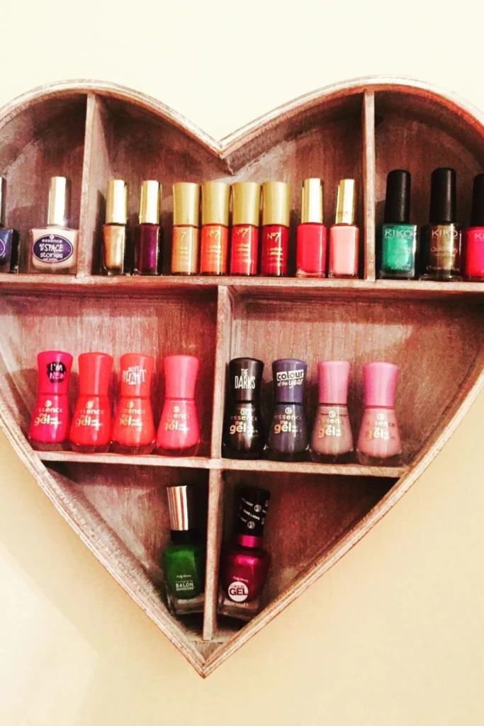 Heart Wall Shelf