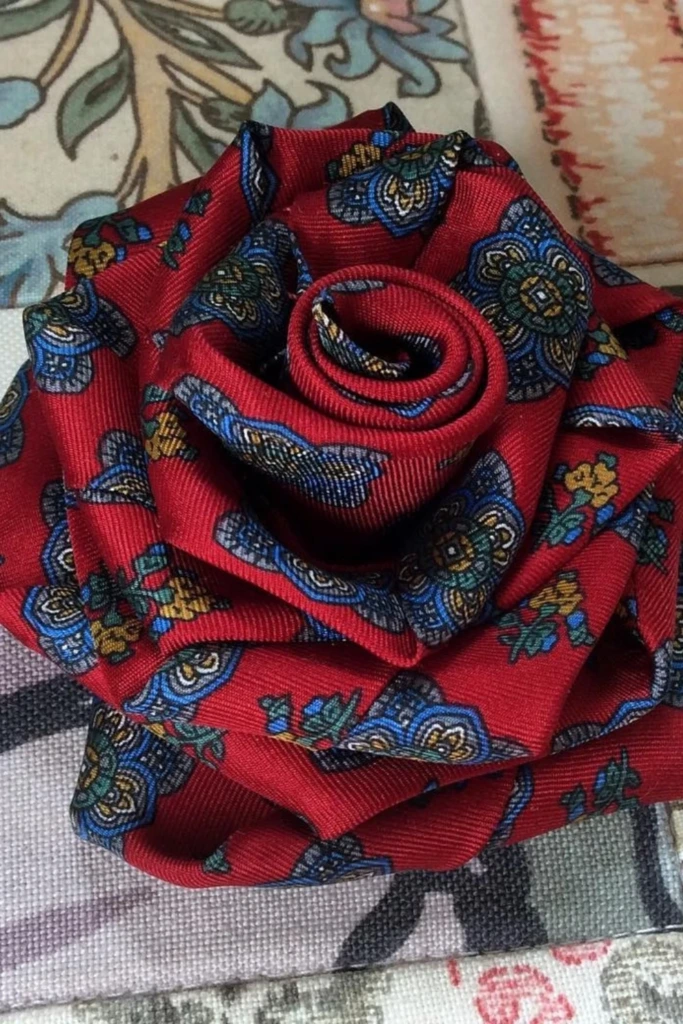 Craft a Necktie Rose
