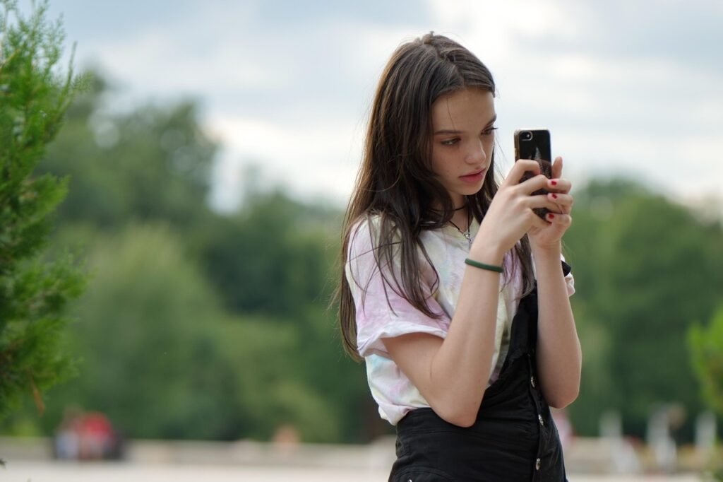 What Safety Issues Should You Consider When Planning Outdoor Games for Teenagers? - 24 Outdoor Games for Teens