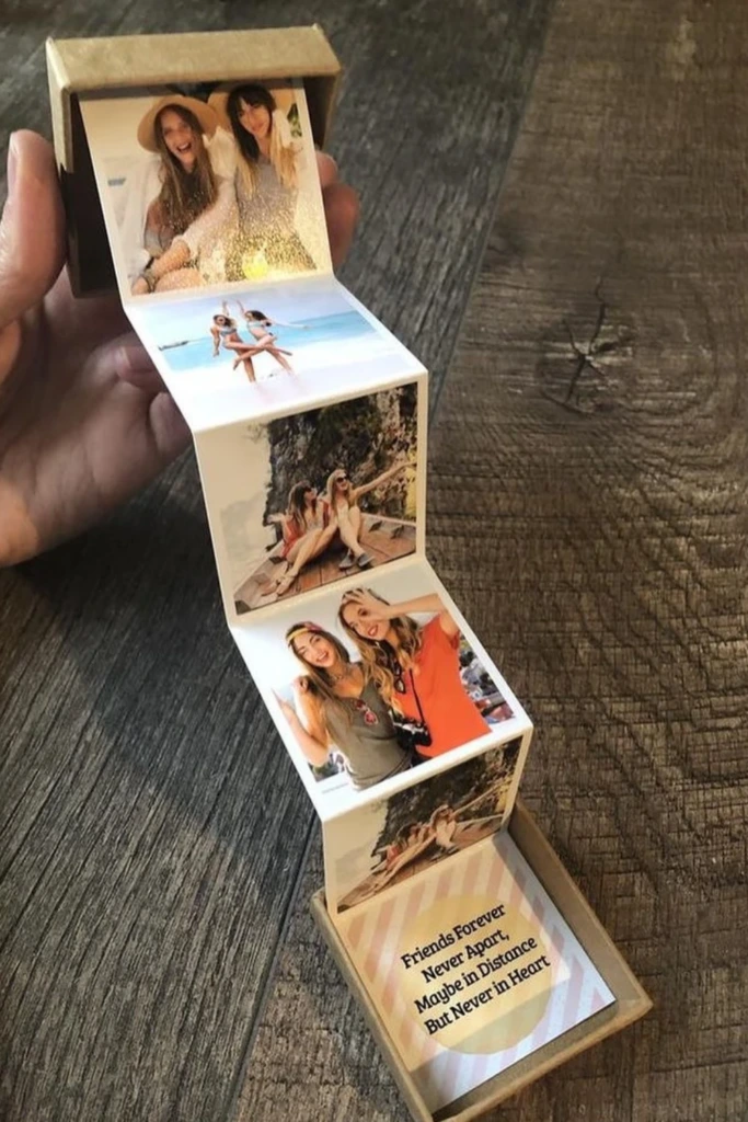 Pull-Out Photo Strip