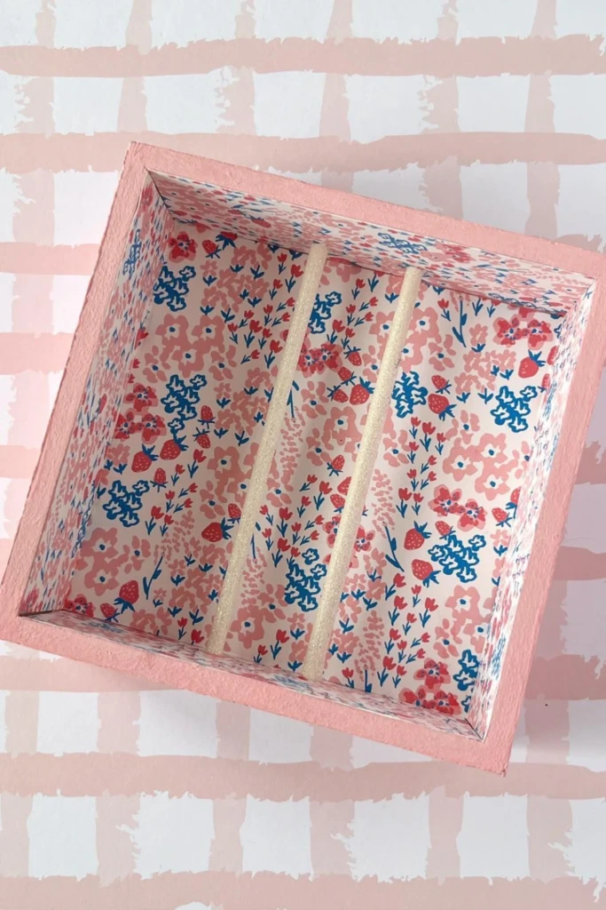 Patterned Inner Lining