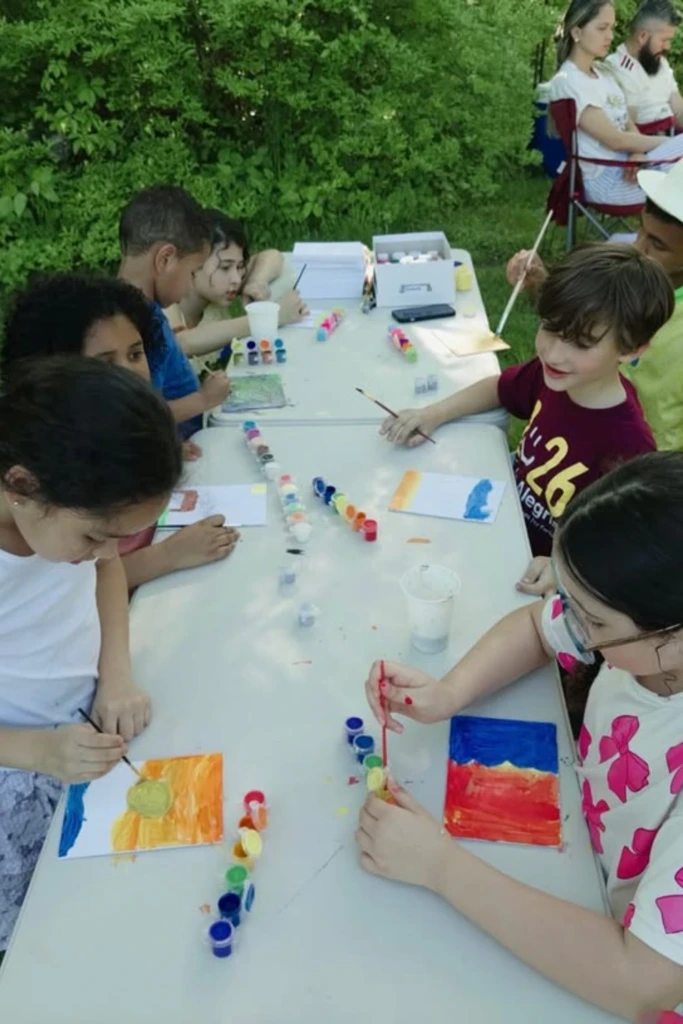 Picnic Paint Time