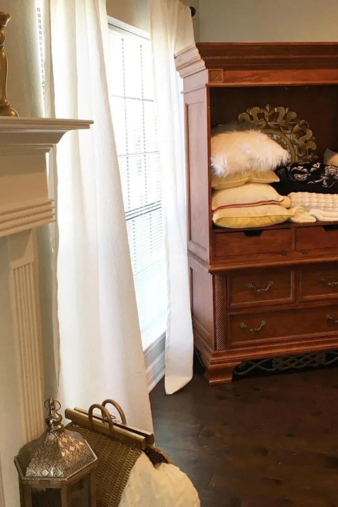 Display Cabinet