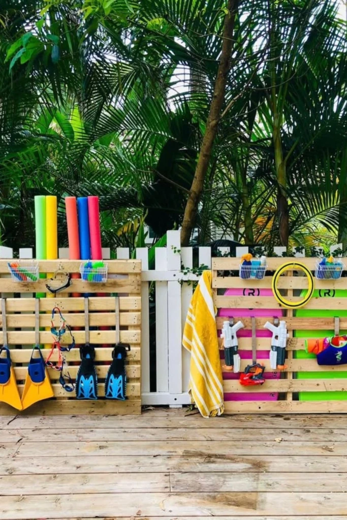 Double Pallet Wall
