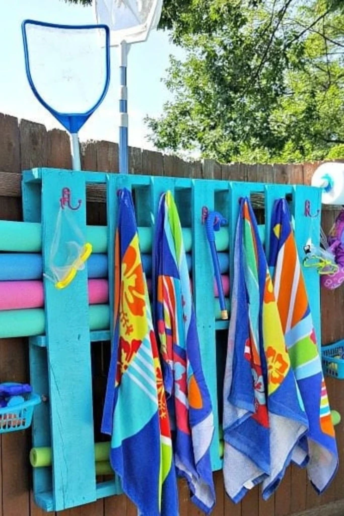 Pallet Noodle Rack