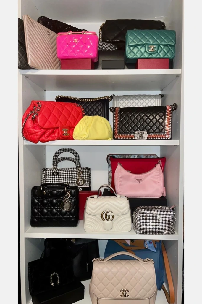 Open Shelf Purse Display
