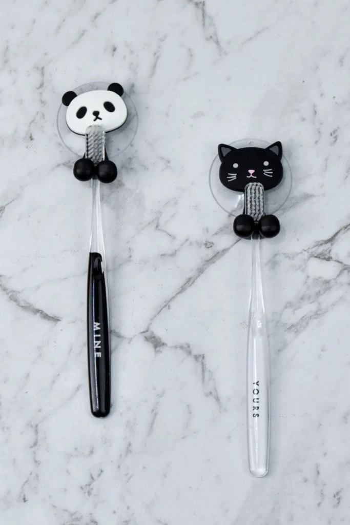 Toothbrush Suction Clips