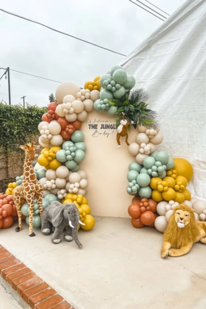 Soft Jungle Arch