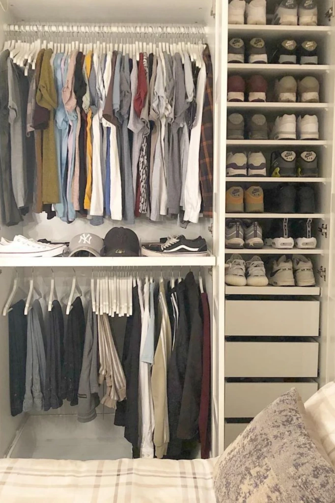 Closet Zones