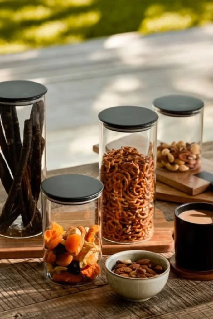 Counter Canisters
