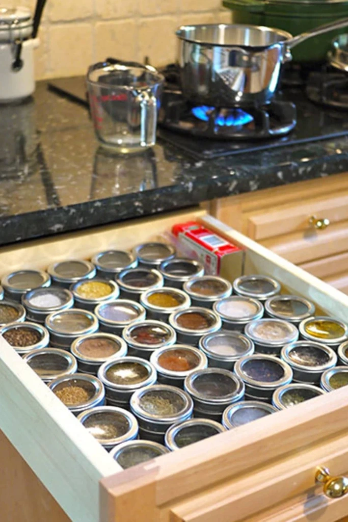 Magnetic Lid Spice Drawer