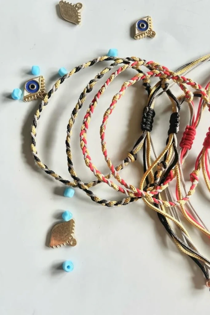 Twist Colors for a Bold Everyday Look