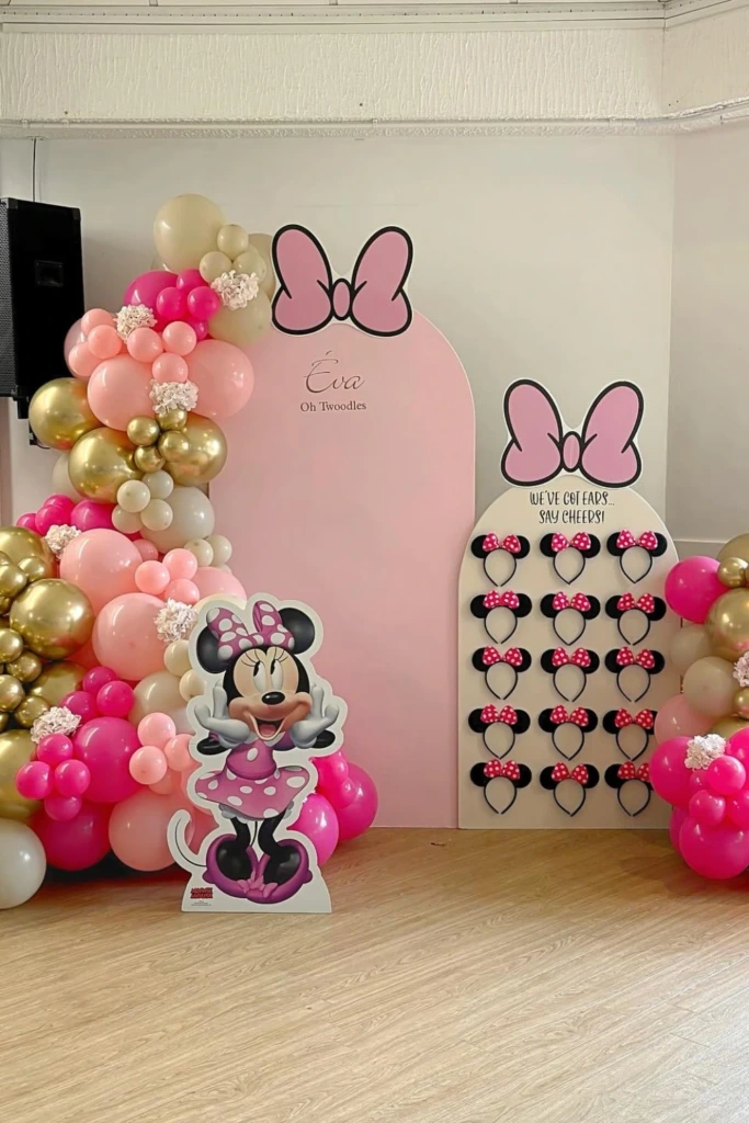 Minnie Mouse 'Oh Twodles' Theme