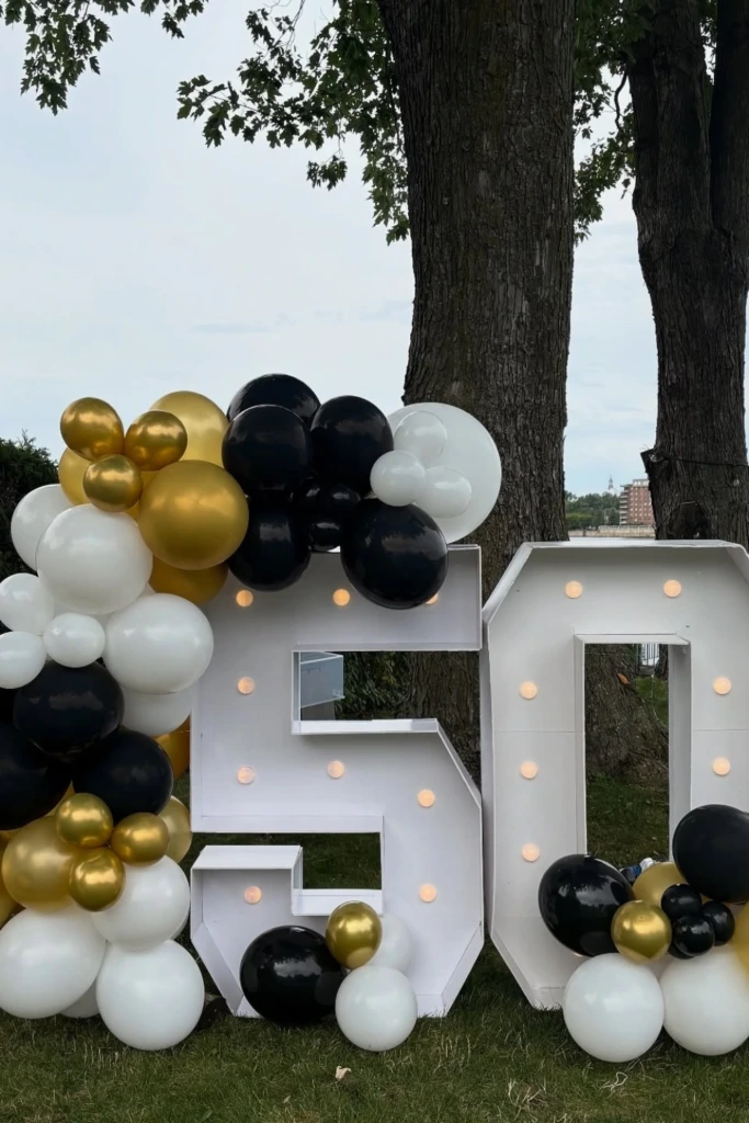 Outdoor Balloon Number Display