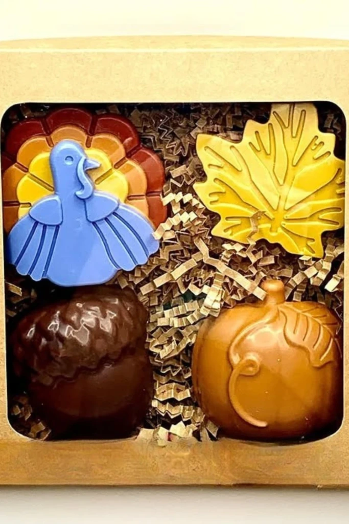 Thanksgiving Crayon Station