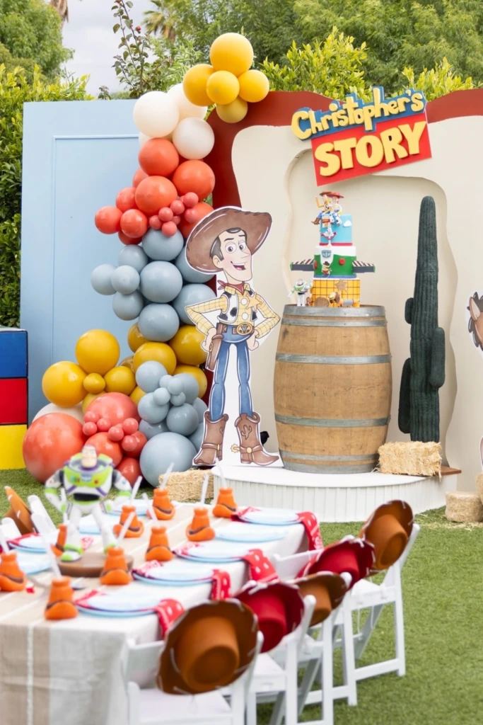 Woody's Western Cake Station