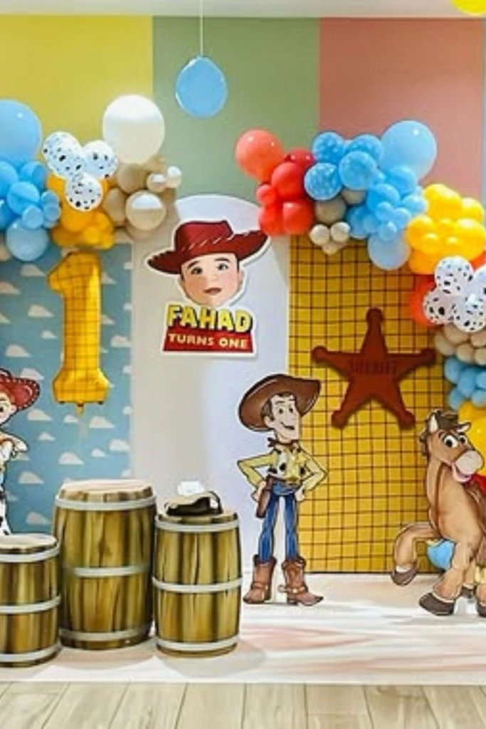 Sheriff Star Balloon Backdrop