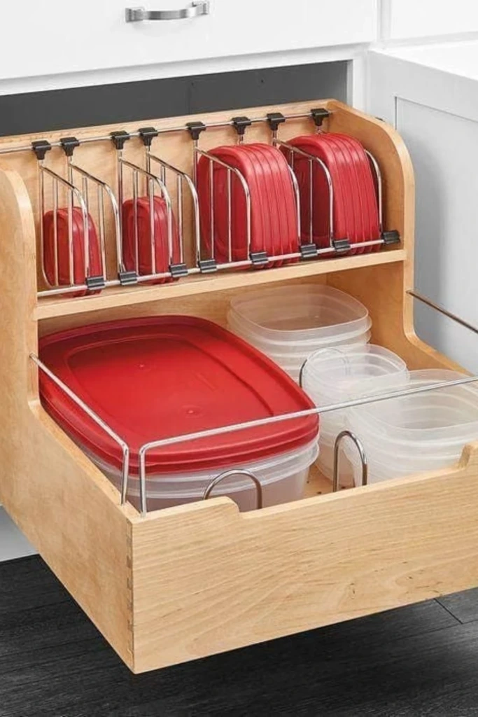 Pull-Out Lid Dock