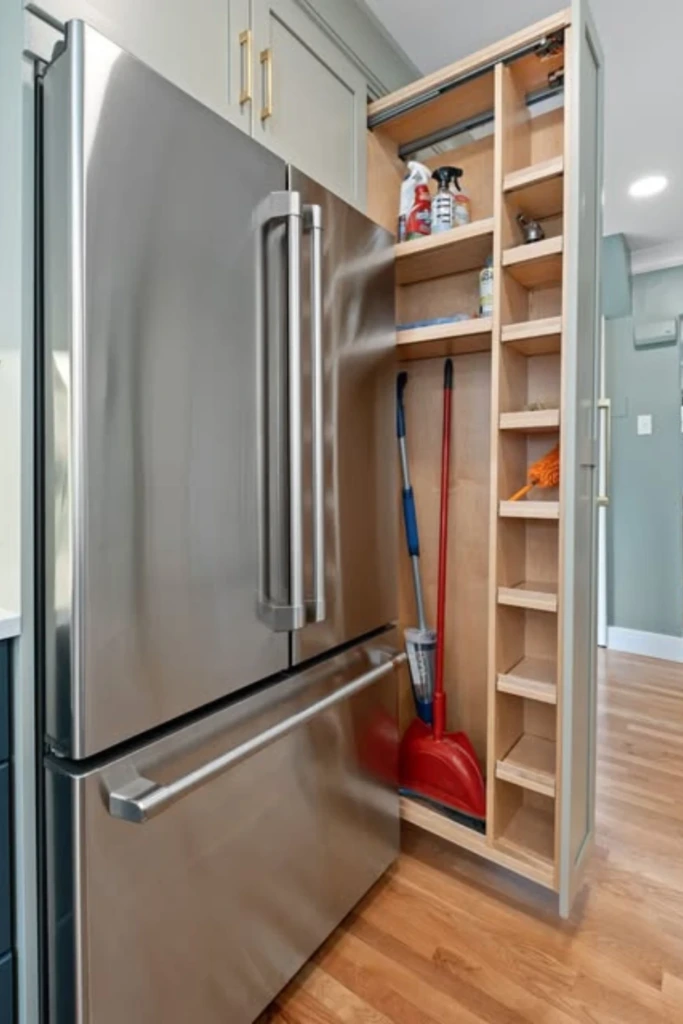 Utility Pull-Out Tower