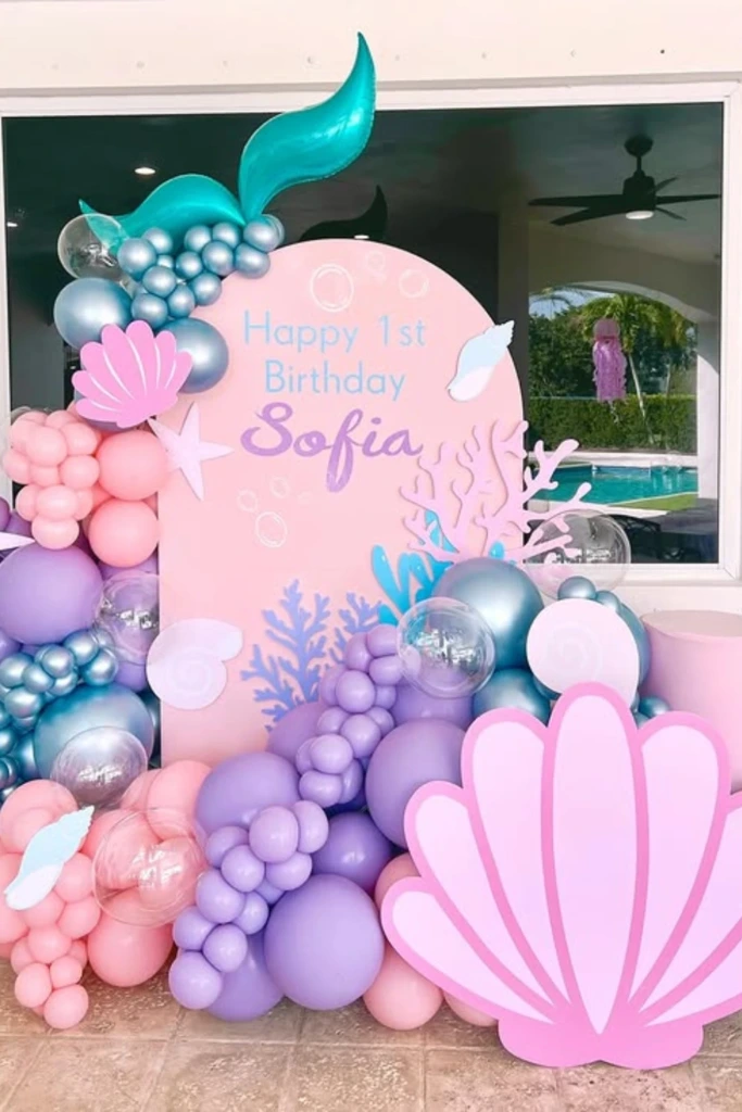 Pastel Shell Corner