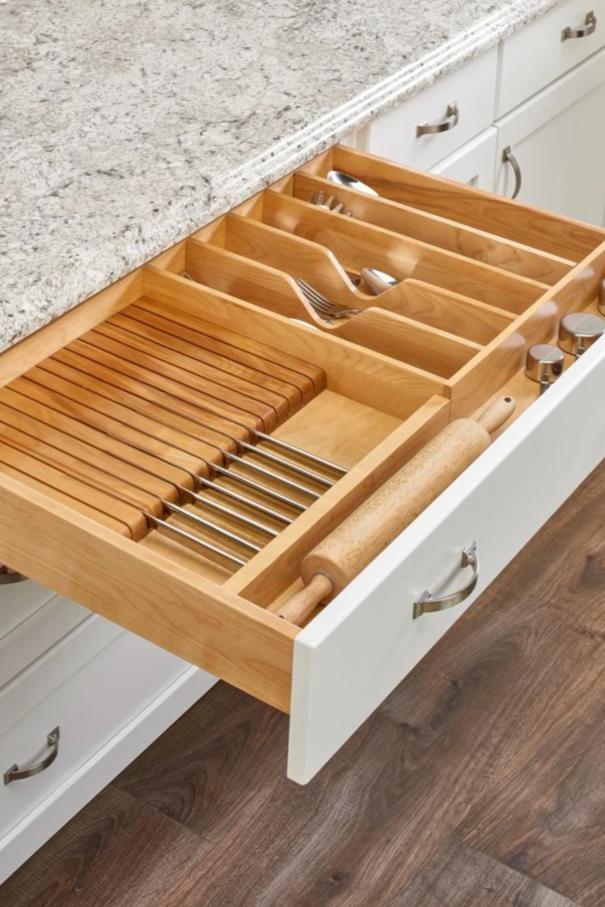 Built-In Dividers