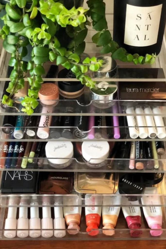Slim Stack Storage
