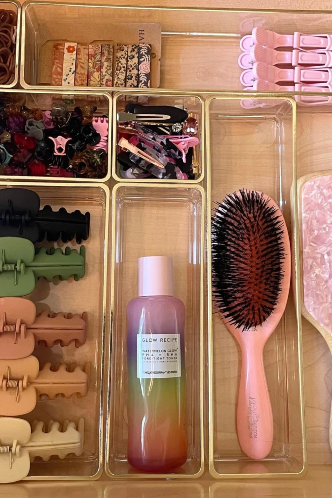 Accessory Color Zoning