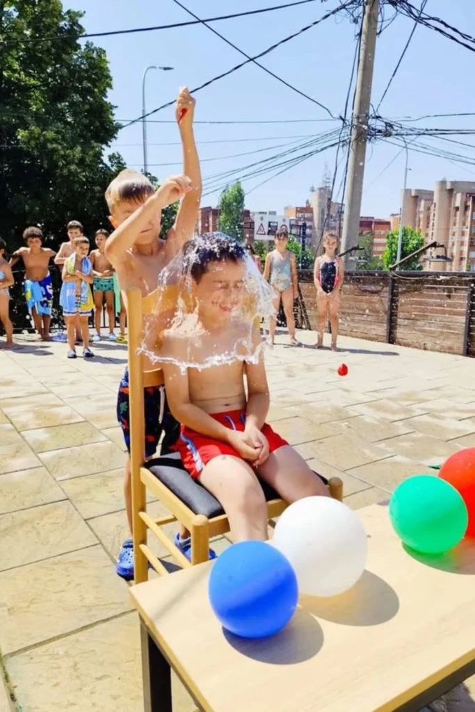 Splash Chair Drop