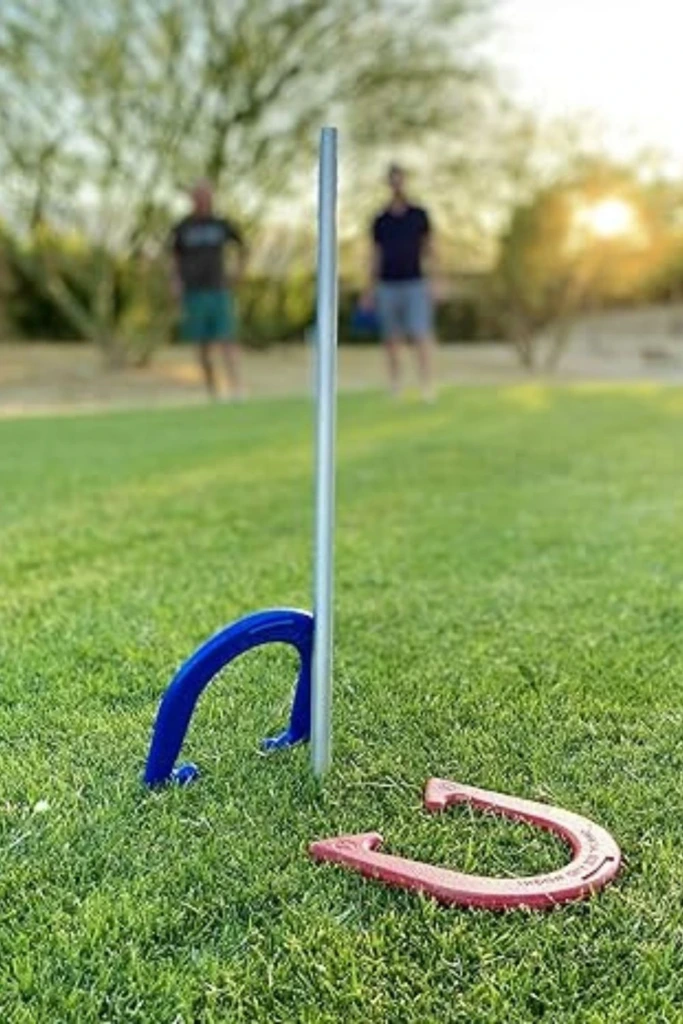 6. Horseshoe Throw