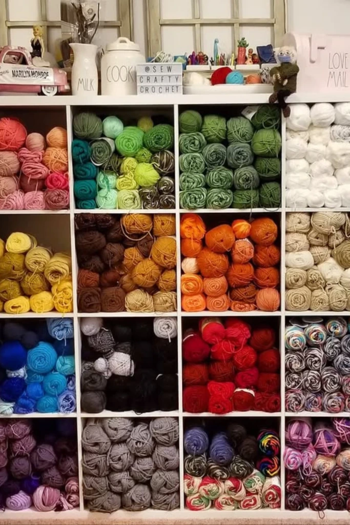 Color-Sorted Cubes