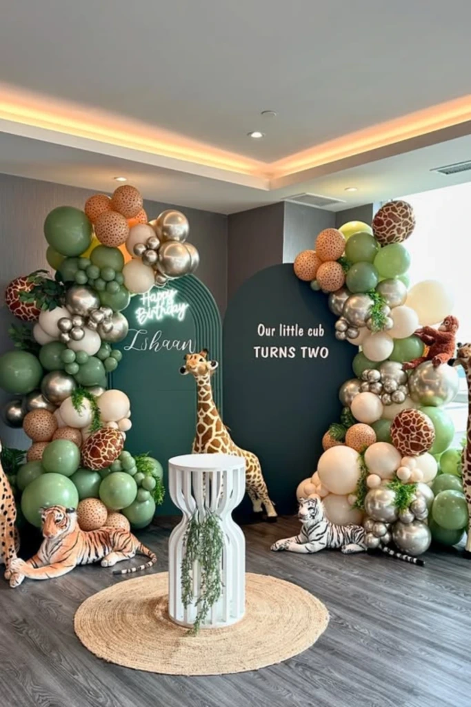 Safari Balloon Arch